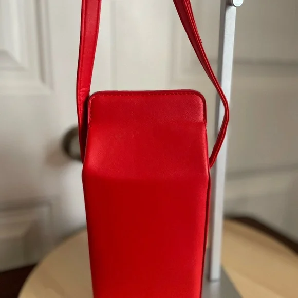 Orange Juice Themed Crossbody Bag - Picture 7 of 7